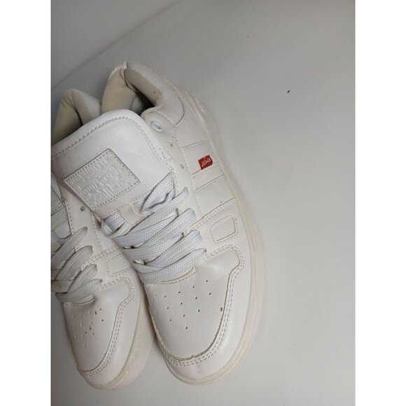 Women’s Levi’s White Sneakers 7.5 made china - Picture 2 of 6